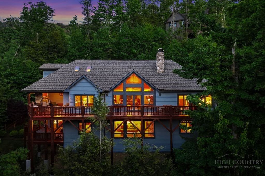 Photo of 95 Green Ridge Lane, Banner Elk, NC 28604 (MLS # 262073)