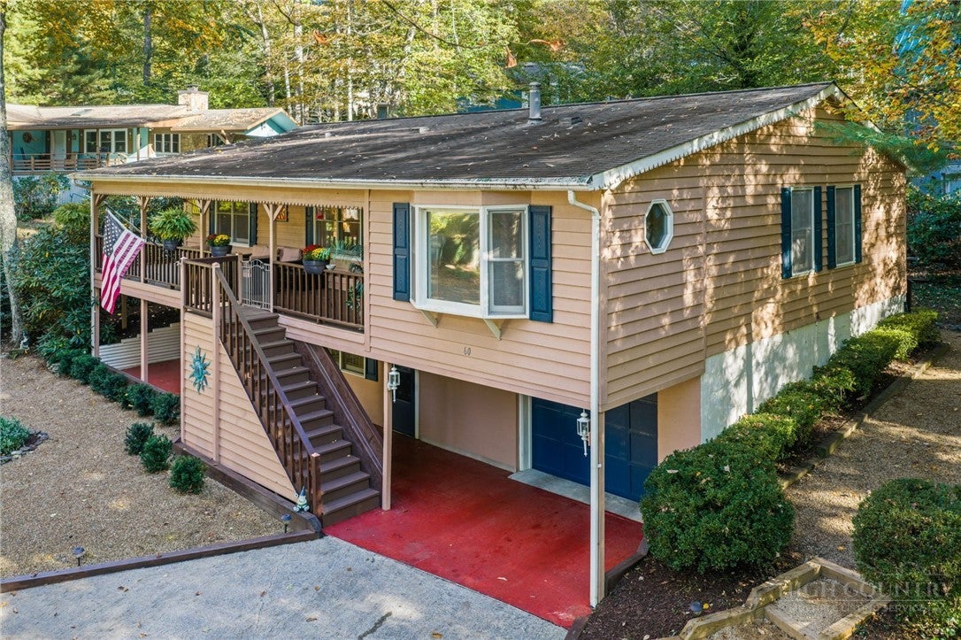 60 Pine View Road