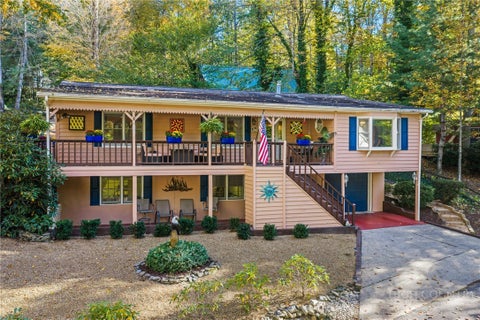 Photo for 60 Pine View Road