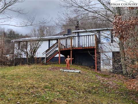 Photo of 149 Smith Isaacs Road, Zionville, NC 28698 (MLS # 255613)