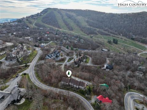 A home in Beech Mountain