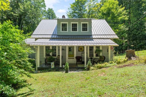 Photo of 129 Troys Trail Trl, Todd, NC 28684 (MLS # 263267)