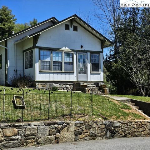 Photo of 254 Green Street, Boone, NC 28607 (MLS # 249404)
