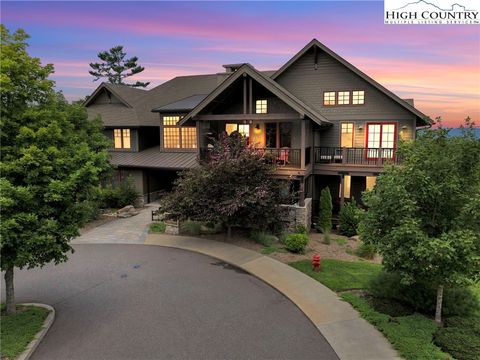 Photo of 198 Ramblestone Terrace #203, Boone, NC 28607 (MLS # 257158)