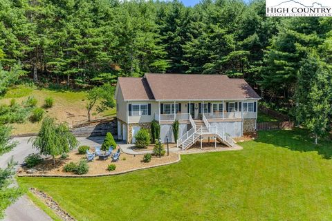 Photo of 170 Denise Drive, West Jefferson, NC 28694 (MLS # 256602)