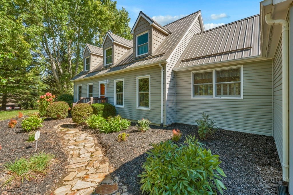 177 Amberidge Dr