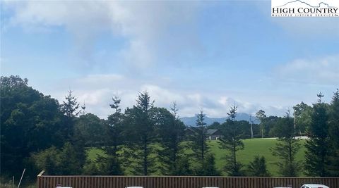 Photo of 301 Pinnacle Inn Road #2313, Beech Mountain, NC 28604 (MLS # 256743)