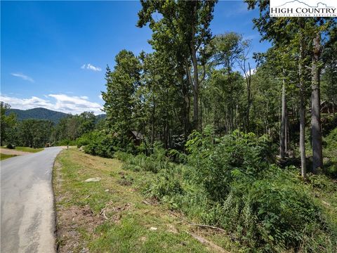 Photo of Lot V79 Tioga Trail, Banner Elk, NC 28604 (MLS # 257437) Photo of Lot V79 Tioga Trail, Banner Elk, NC 28604 (MLS # 257437)