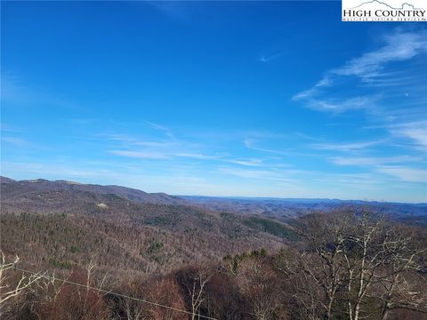 Photo of 109.29 Ac Cone Orchard Lane, Blowing Rock, NC 28605 (MLS # 241128)