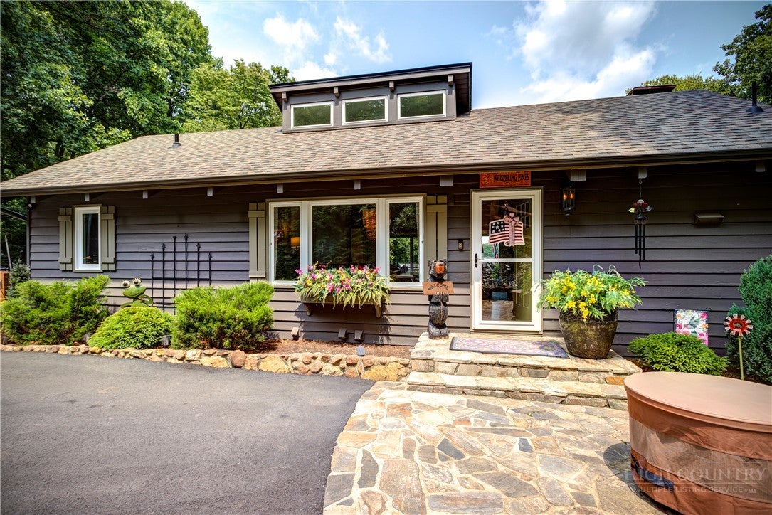 190 Meadow View Road