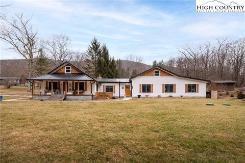 Photo of 112 Canter Road, Todd, NC 28684 (MLS # 259637)