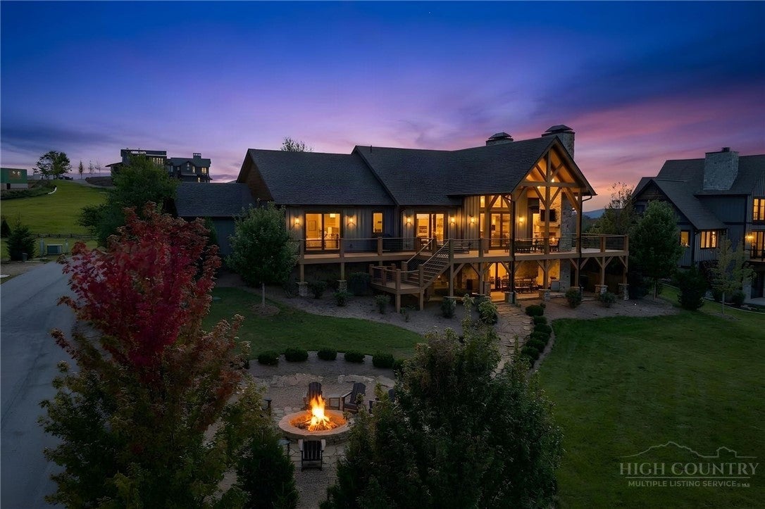 40 Vineyard Trail