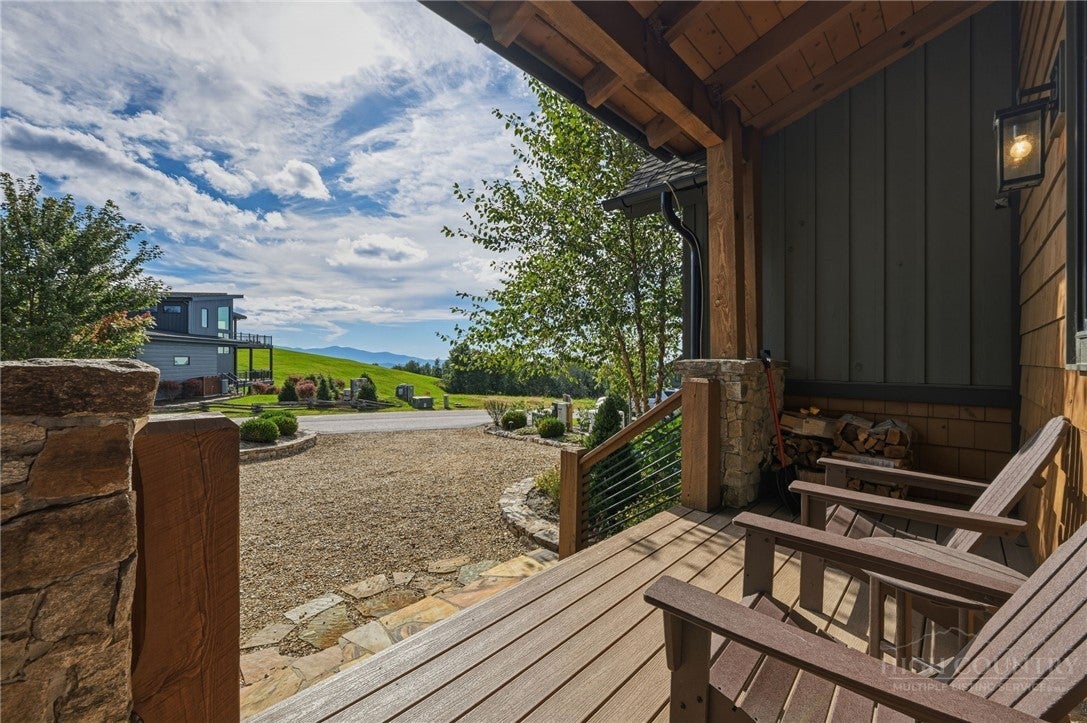 40 Vineyard Trail