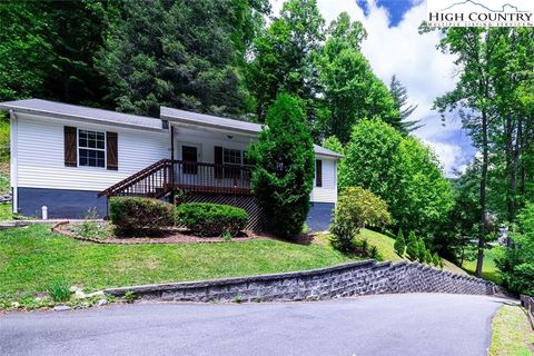 Photo of 189 Poplar Hill Drive, Boone, NC 28607 (MLS # 250152)