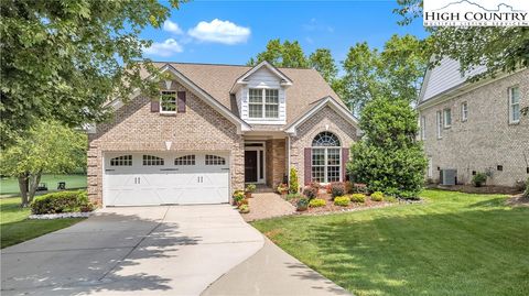 Photo of 118 Bradford Court, Jefferson, NC 28640 (MLS # 256244)
