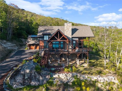 Photo of 1635 Eagles Nest Trail, Banner Elk, NC 28604 (MLS # 262130)