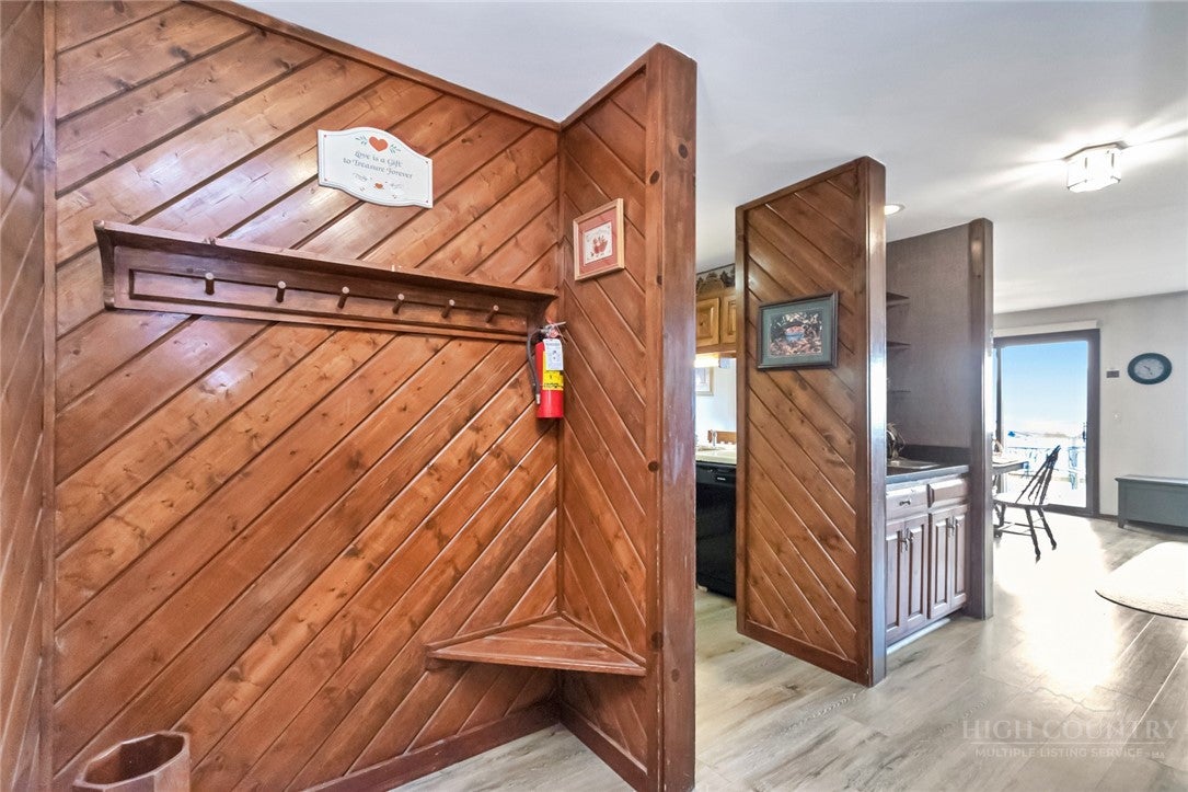 170 Crest View Lane 200-F