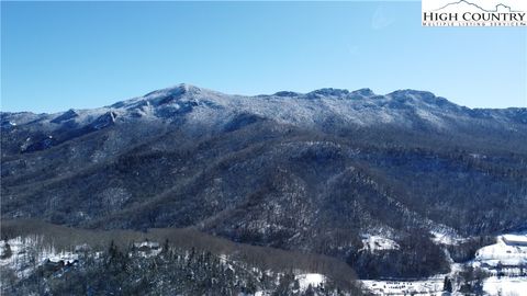 Photo of Lot 35 Tynecastle Drive, Banner Elk, NC 28604 (MLS # 252532) Photo of Lot 35 Tynecastle Drive, Banner Elk, NC 28604 (MLS # 252532)