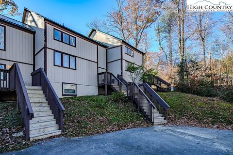 Photo of 1443 Sugar Mountain Drive #B11, Sugar Mountain, NC 28604 (MLS # 258915)