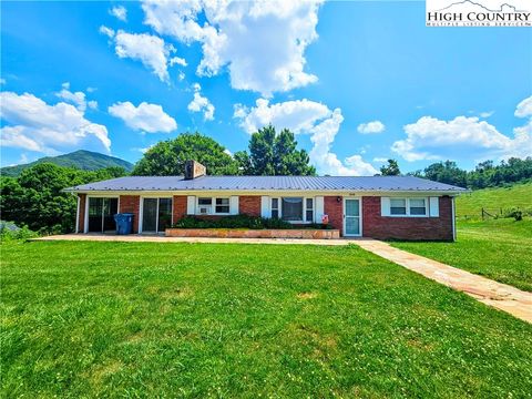 Photo of 309 Gentry, Jefferson, NC 28640 (MLS # 256459) Photo of 309 Gentry, Jefferson, NC 28640 (MLS # 256459)