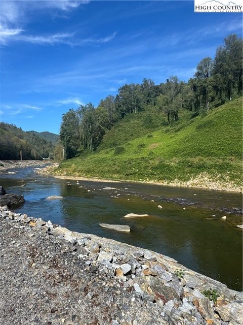 Photo of TBD US Highway 19W, Burnsville, NC 28741 (MLS # 258426)