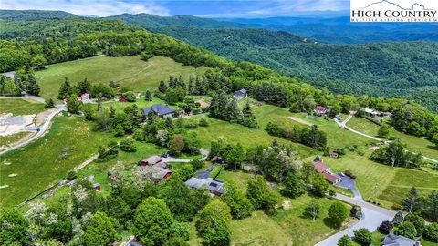 Photo of 1925 Green Hill Rd, Blowing Rock, NC 28605 (MLS # 255841)