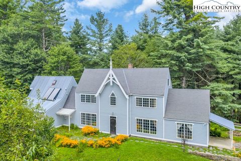 Photo of 989 Little Laurel Road, Boone, NC 28607 (MLS # 254424)