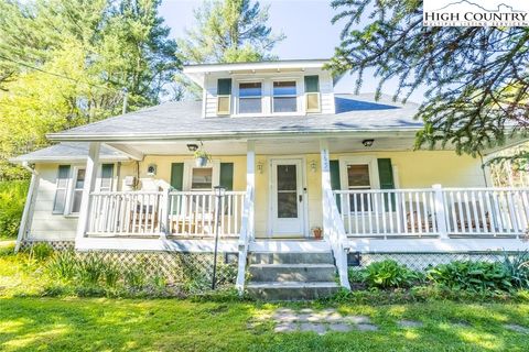 Photo of 165 V L Moretz Road, Deep Gap, NC 28618 (MLS # 252430)