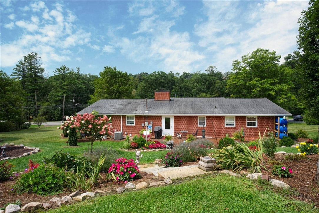 590 Cranberry Street