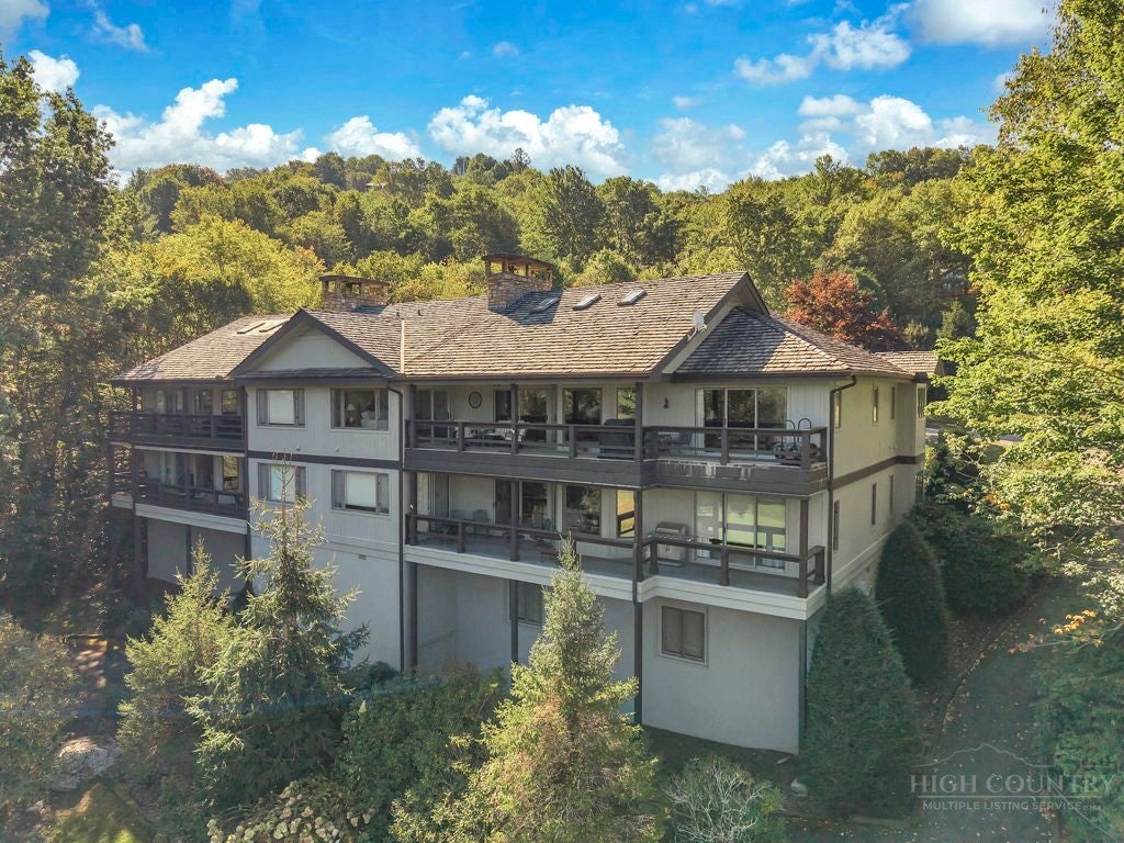 490 Clubhouse Drive C3