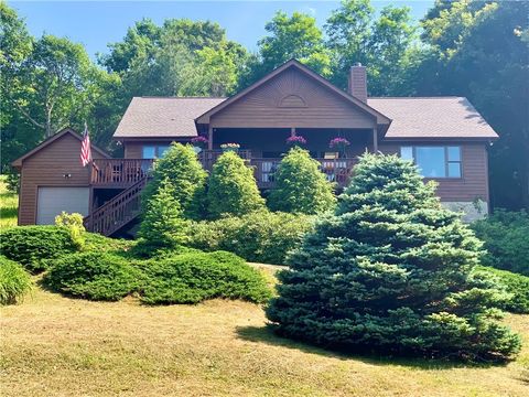 Photo of 230 Twin Ponds Road, Banner Elk, NC 28604 (MLS # 261316)