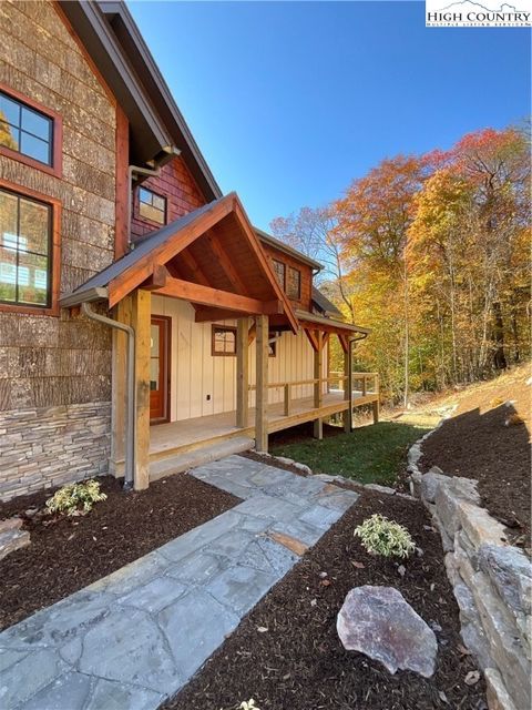 A home in Sugar Grove