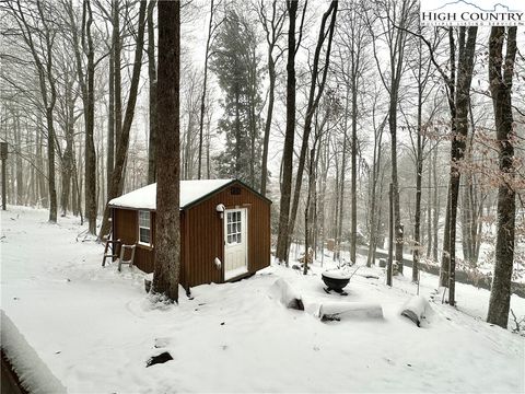 A home in Beech Mountain