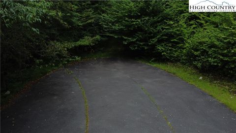Photo of Lot 6 South View Trail, Banner Elk, NC 28604 (MLS # 245278)