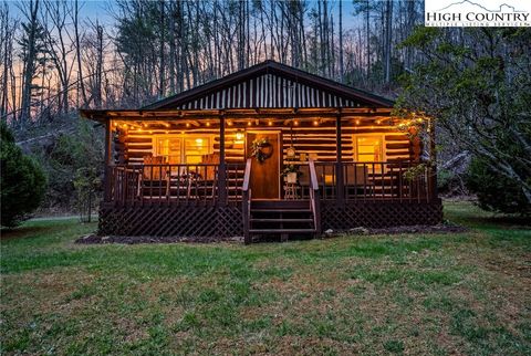 Photo of 245 Davenport Road, Spruce Pine, NC 28777 (MLS # 260832)