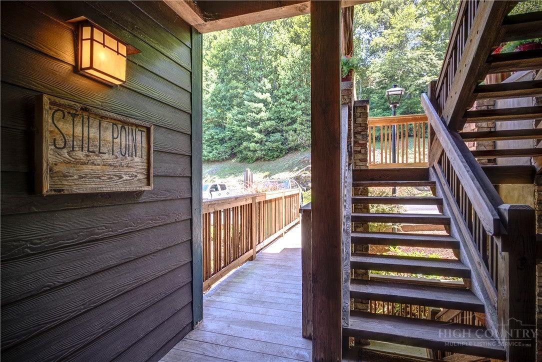 212 Still Lake Rd Road 422