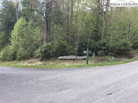 Photo of Lot 10 Hemlock Court, Banner Elk, NC 28604 (MLS # 248330)