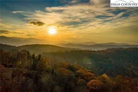 Photo of G27 Great Camp Trail #Lot G27, Banner Elk, NC 28604 (MLS # 255025)