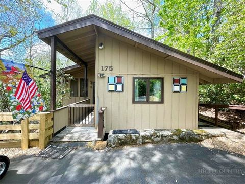 Photo of 175 Ash Loop, Newland, NC 28657 (MLS # 261550)