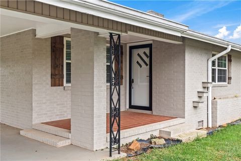 Photo of 114 Shiloh Farm Trail, State Road, NC 28676 (MLS # 262589)