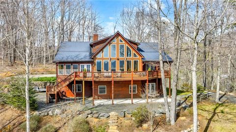 Photo of 7994 Three Top Road, Todd, NC 28684 (MLS # 261035)