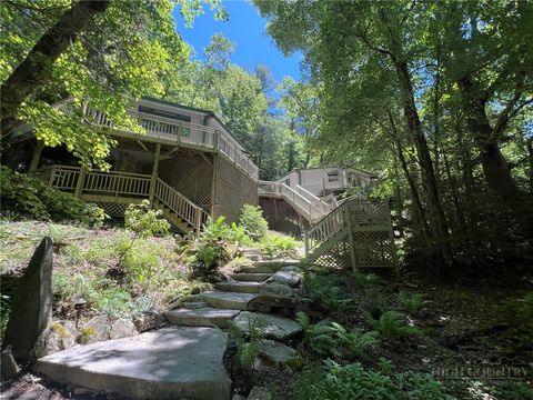Photo of 155/157 Sycamore Street, Boone, NC 28607 (MLS # 262313)