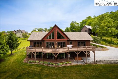 Photo of 219 Apache Lane, Boone, NC 28607 (MLS # 243636)