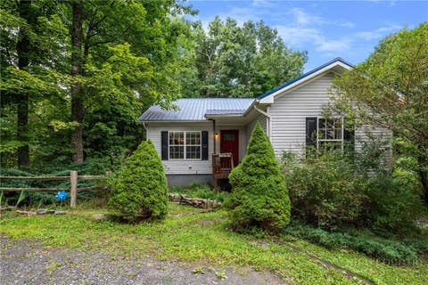 Photo of 121 Peace Hill Road, Fleetwood, NC 28626 (MLS # 263745)