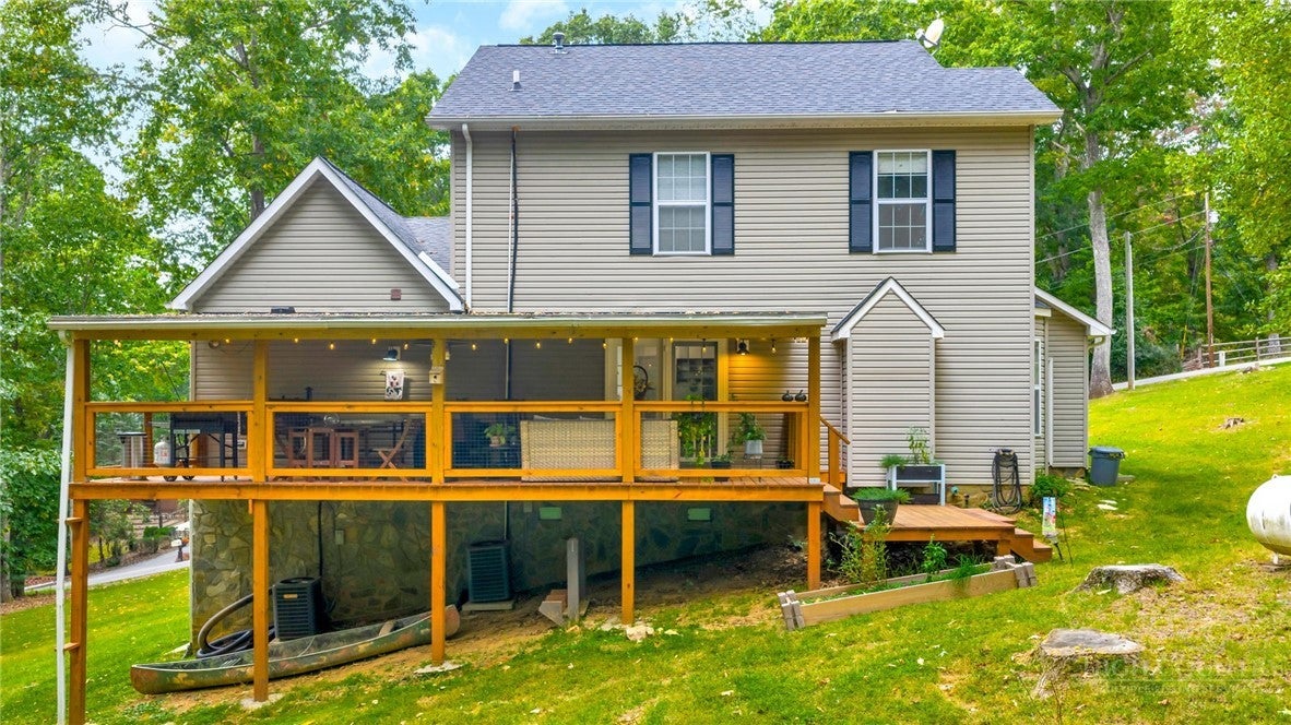 389 Highland Drive