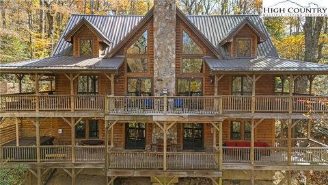 Photo of 592 Galax Circle, Blowing Rock, NC 28605 (MLS # 260829)