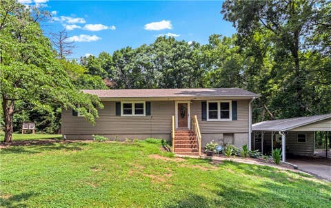 Photo of 152 Blue Ridge Road, State Road, NC 28676 (MLS # 262993)