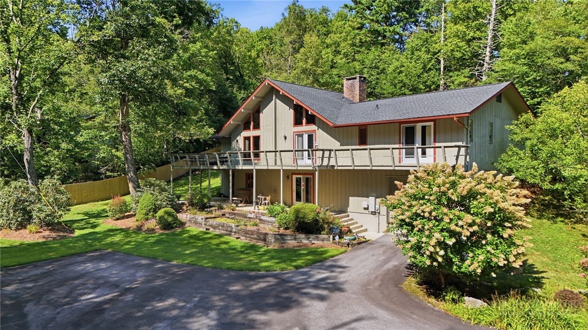 2472 Flat Top Road