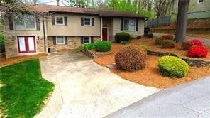 Photo of 1524 Holly Circle, Wilkesboro, NC 28697 (MLS # 262821)