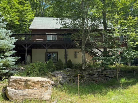 Photo of 101 Sage Knoll KNL, Beech Mountain, NC 28604 (MLS # 264116)
